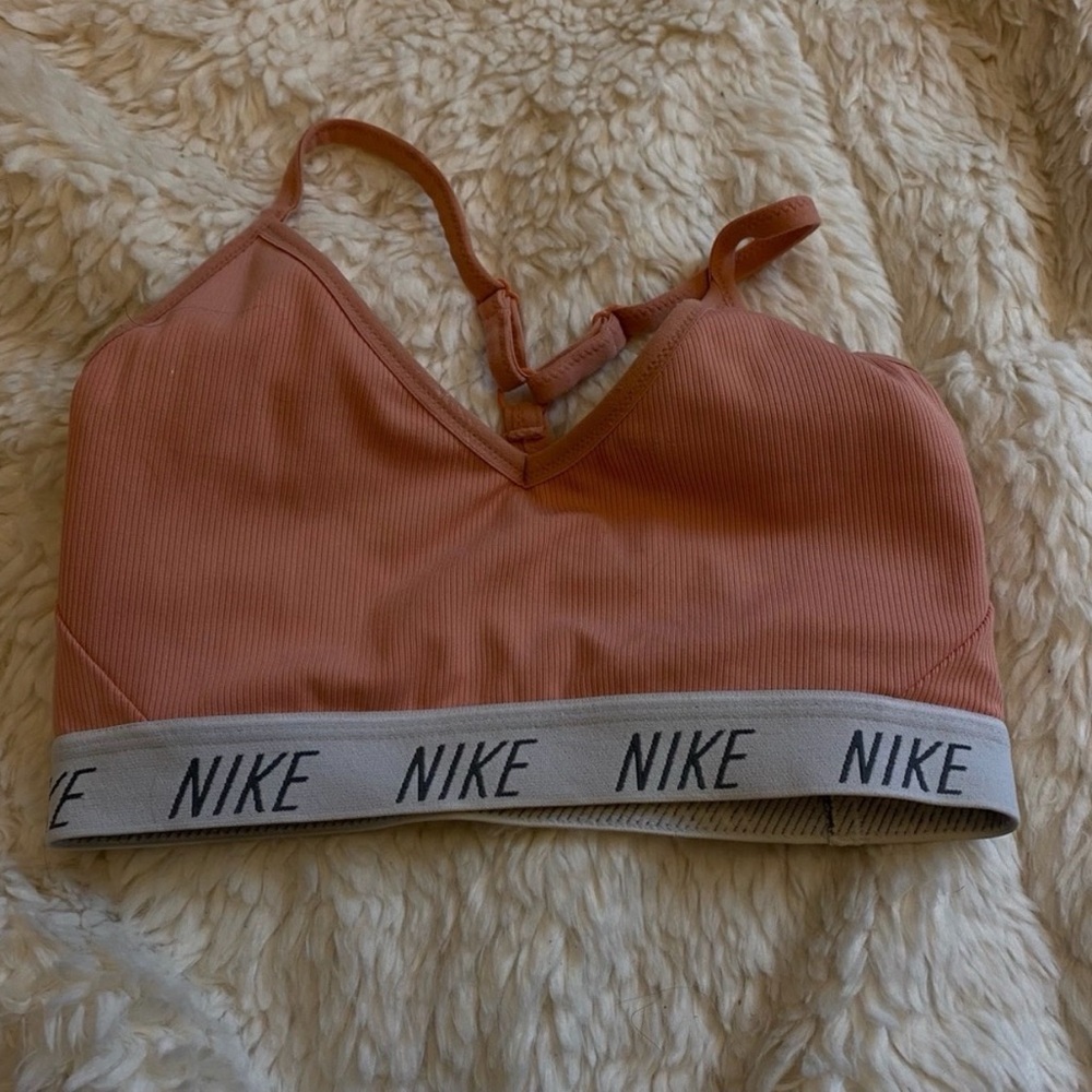 Nike sports bra light support size small